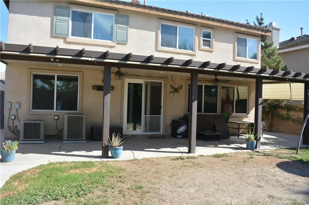 5597 5597 Cambria, Eastvale, California 91752 home-pic-37